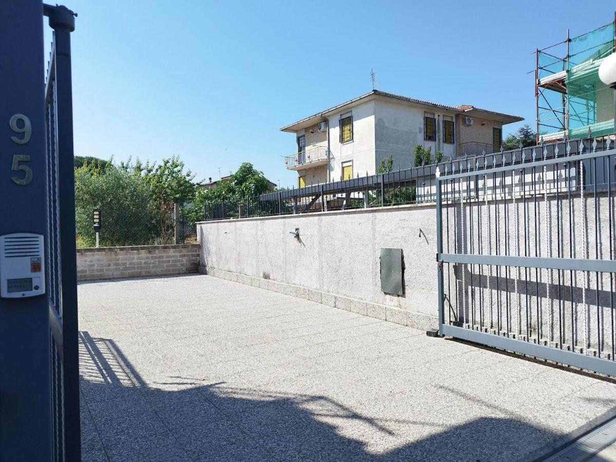 Luciano Relax Apartment ローマ エクステリア 写真